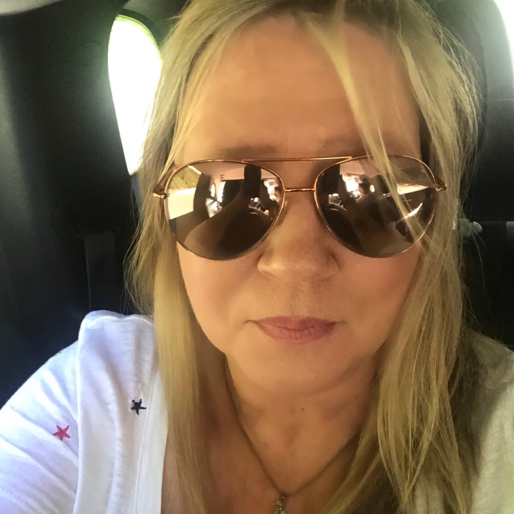 Meet your Posher, Charlene